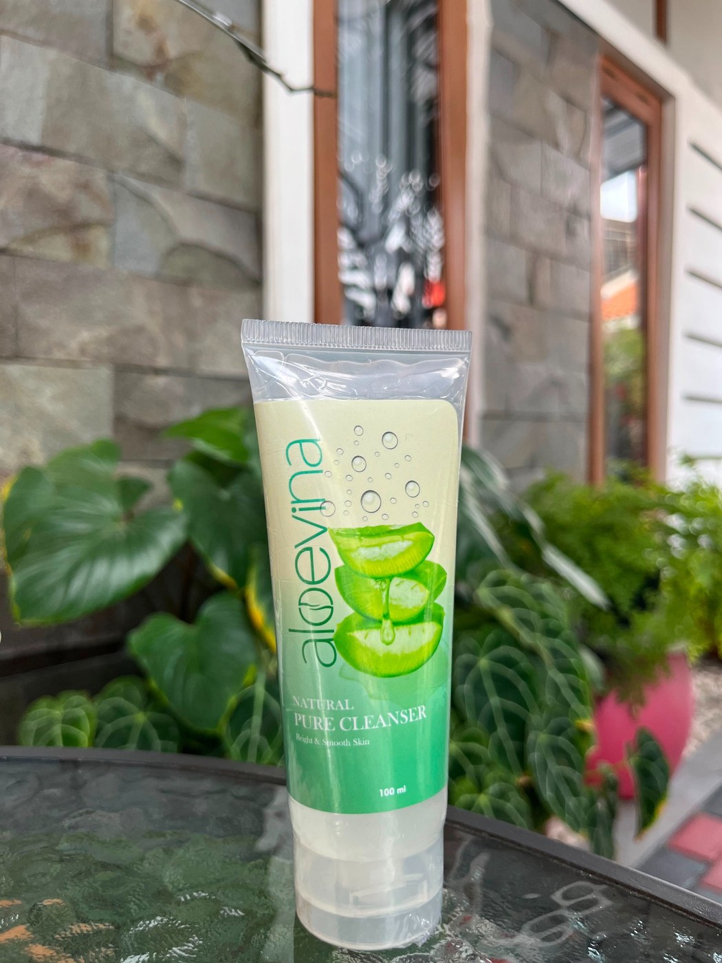 Aloevina Natural Pure Cleanser 100 ml untuk pembersihan wajah